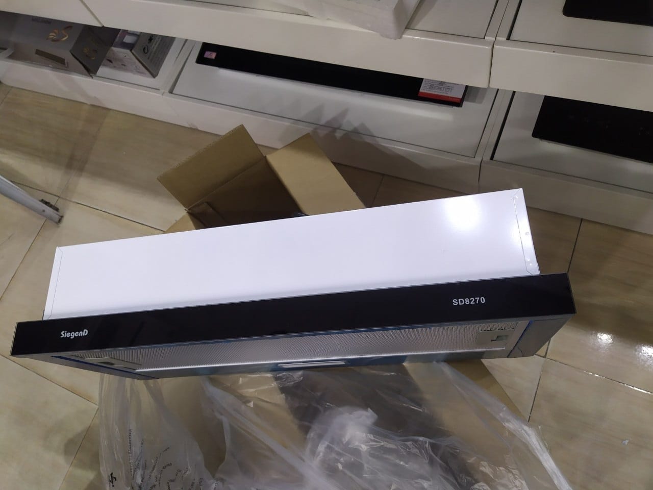 Máy hút mùi Siegend SD-8270